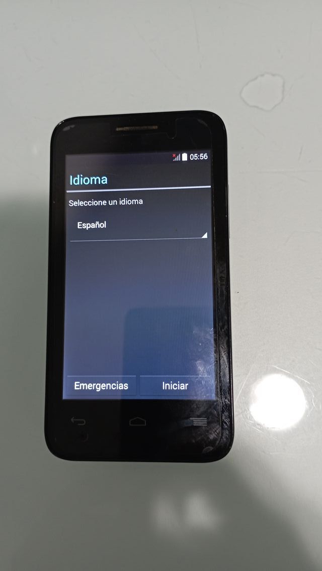 Teléfono Vodafone T875