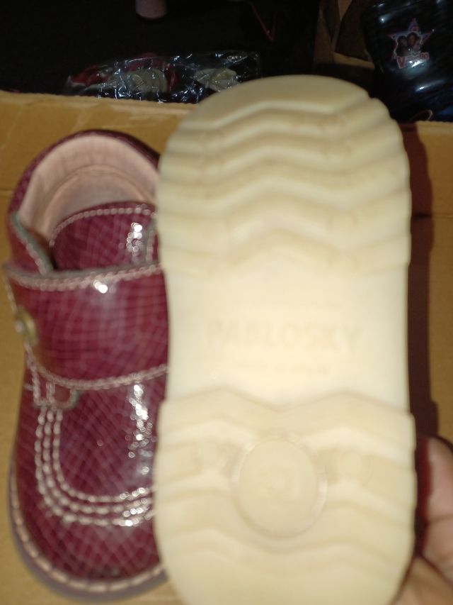 BOTINES DE NIÑA NIEVOS