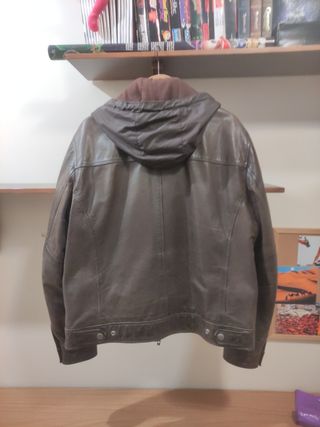 Chaqueta de cuero Zara L