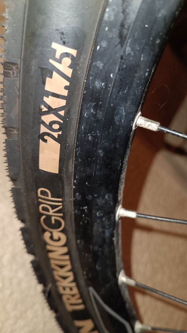 Bici BTT Connor con doble freno disco.