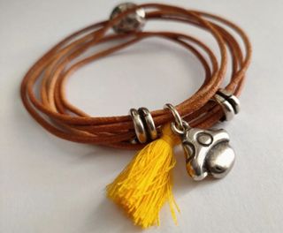 Pulsera de cuero y Zamak