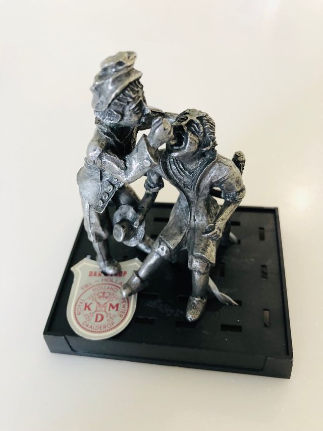 Figura coleccionismo Dentista de metal