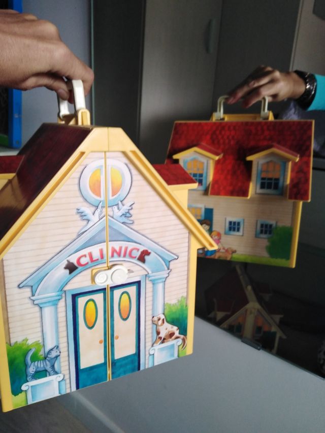 Clínica veterinaria maletín Playmobil
