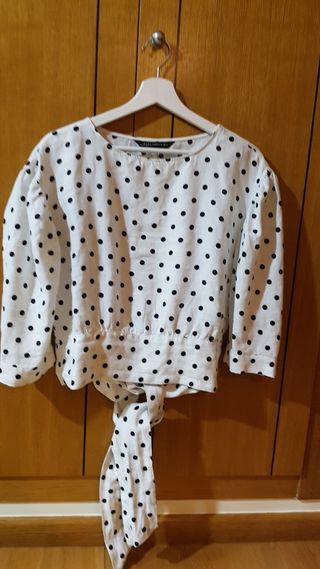 Blusa lunares Zara 