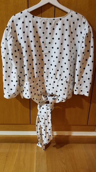 Blusa lunares Zara 