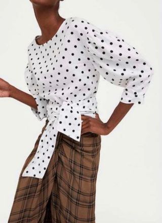Blusa lunares Zara 