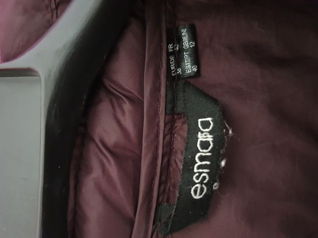 Parka color morado oscuro talla 38