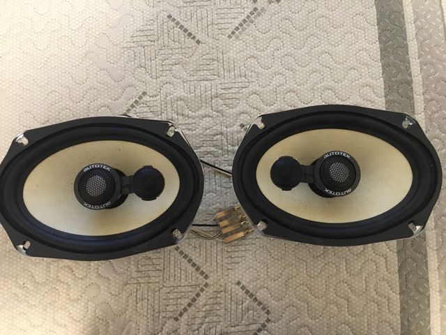 Tapa de potencia mas altavoces