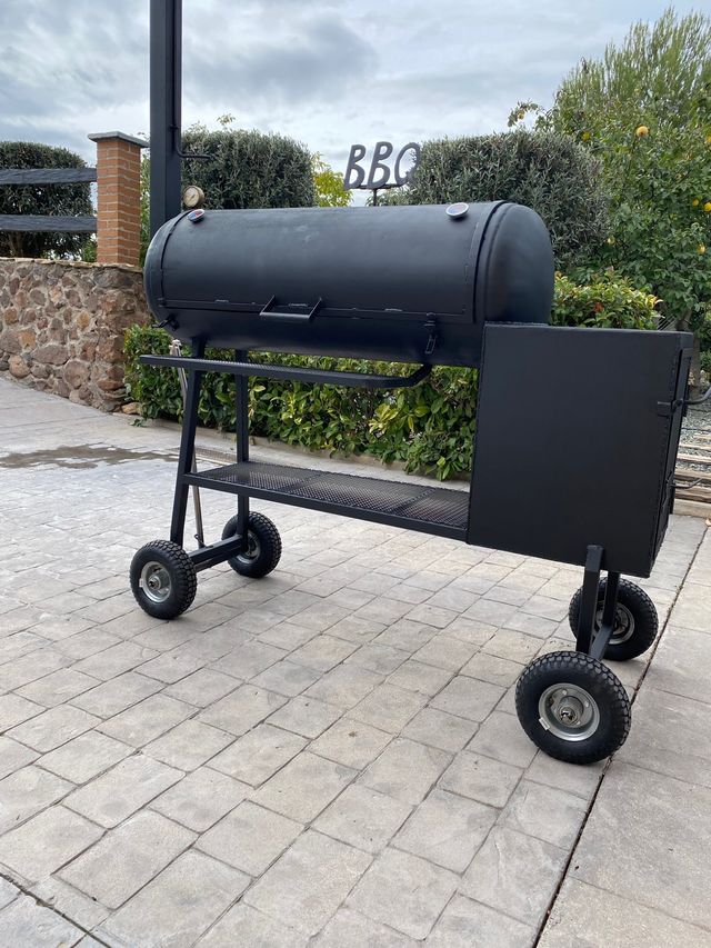 Affumicatore per carne da barbecue