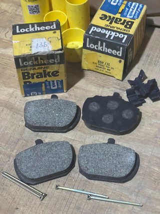 EDP135 Pastillas frenos traseras MGB GT V8 1973-77