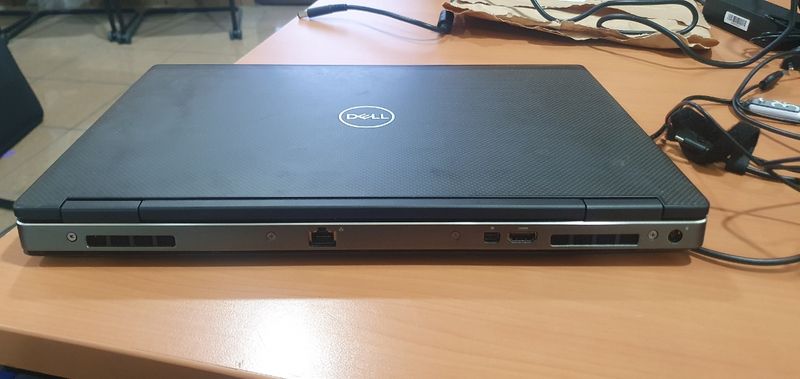 DELL 7530 I7 8750H 32 RAM 512 SSD NVIDIA 4GB afbeelding 10