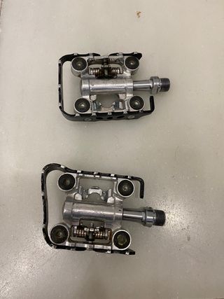 Pedales automáticos mixtos XLC