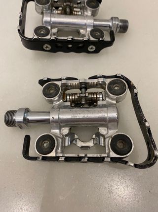 Pedales automáticos mixtos XLC