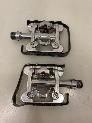 Pedales automáticos mixtos XLC