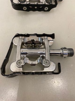 Pedales automáticos mixtos XLC