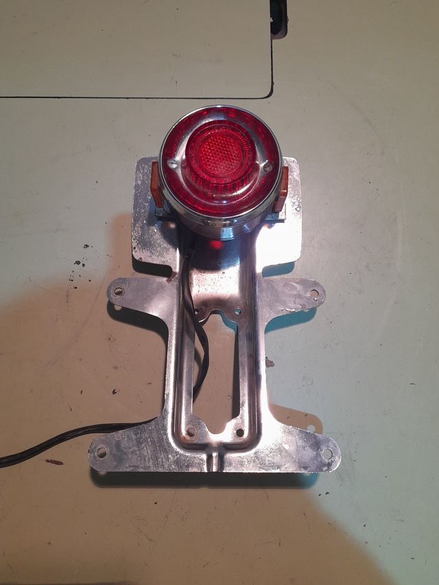 Fanale posteriore e portatarga