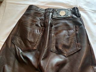 Ofertajeans cuero Imperio Clandestino/Made in UK
