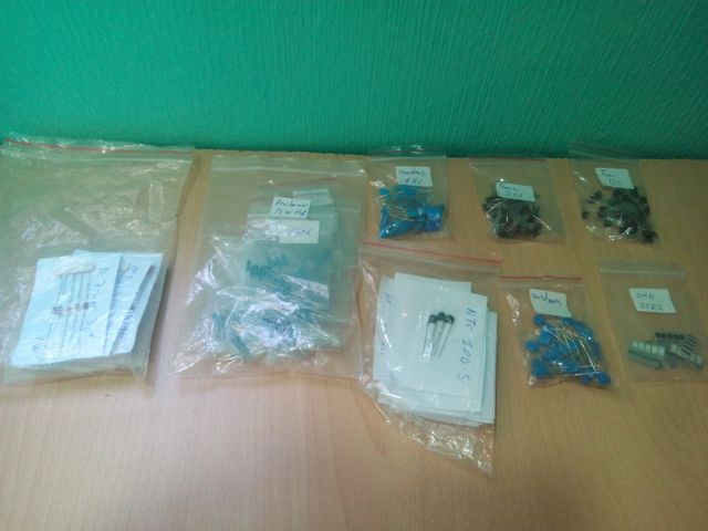 Lote de Componentes Electronicos , 400 unidades