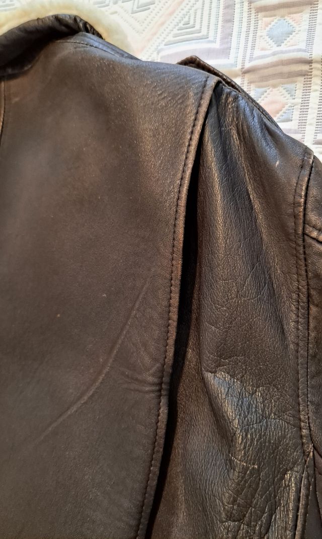 Cazadora de cuero