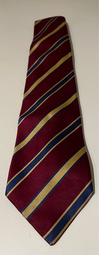 Corbata de rayas de la marca Diva