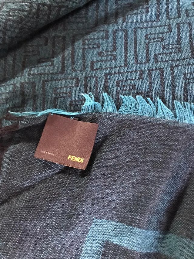 Sciarpa FENDI