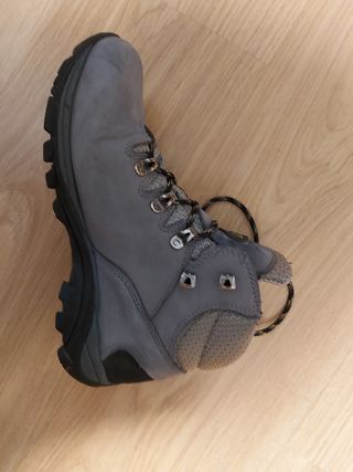 Botas  Chiruca. 37 De montaña. 