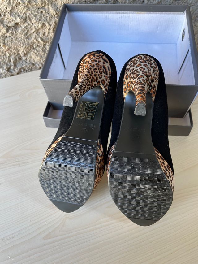 Scarpe tg 35 nera, tacco 12