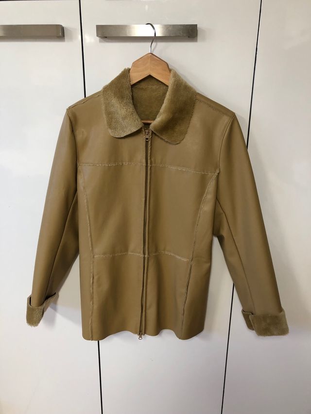 Chaquetón Camel pelo interior talla L