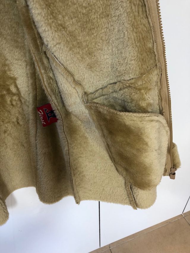 Chaquetón Camel pelo interior talla L