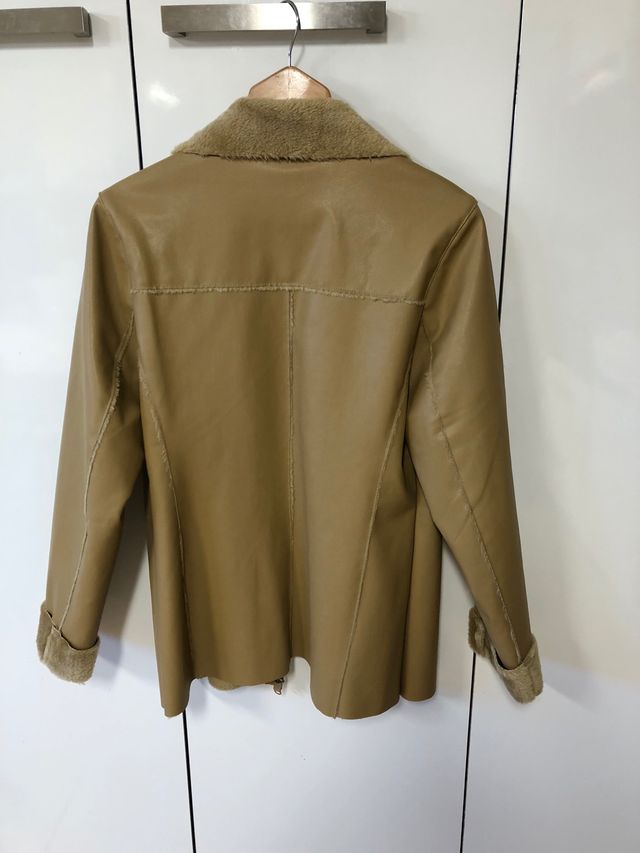Chaquetón Camel pelo interior talla L