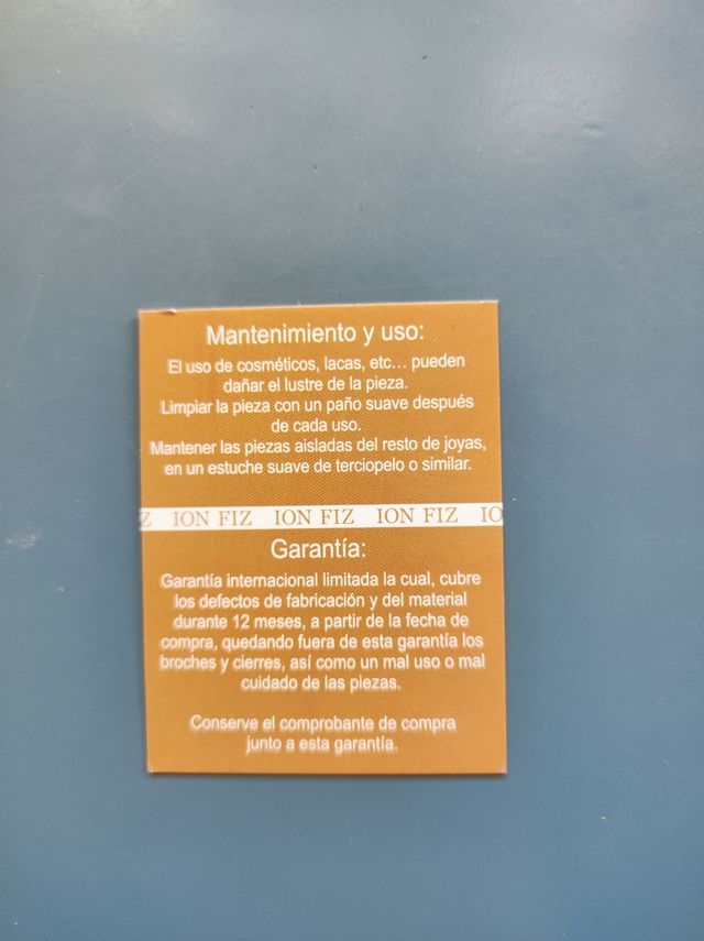 pendiente con Swarovski verde