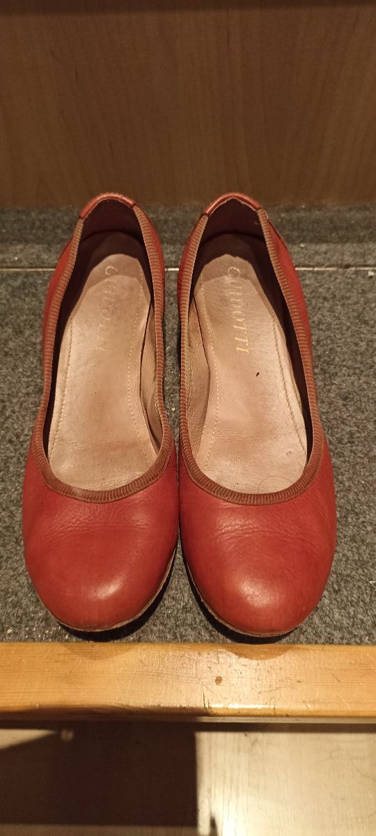 Ballerine rosse tg 38 in pelle.Usate pochissimo