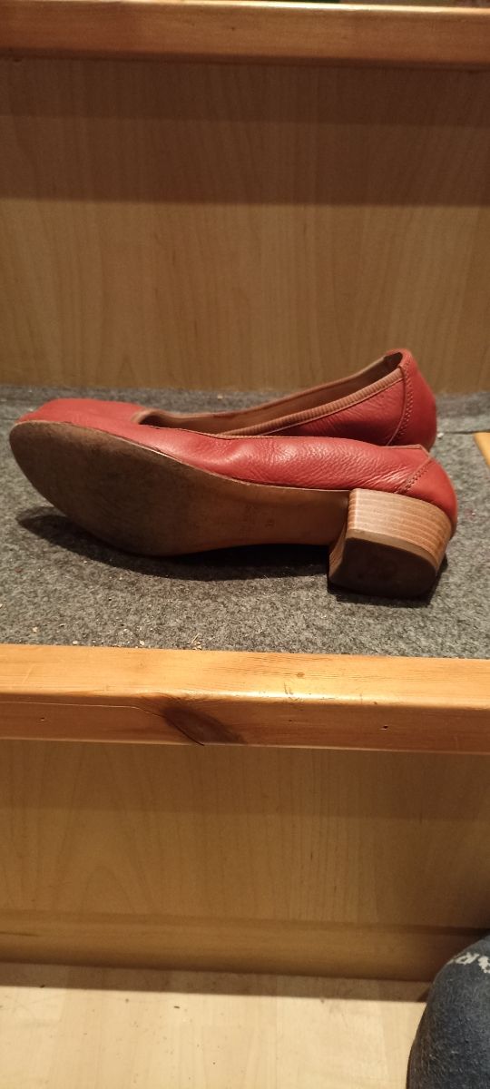 Ballerine rosse tg 38 in pelle.Usate pochissimo