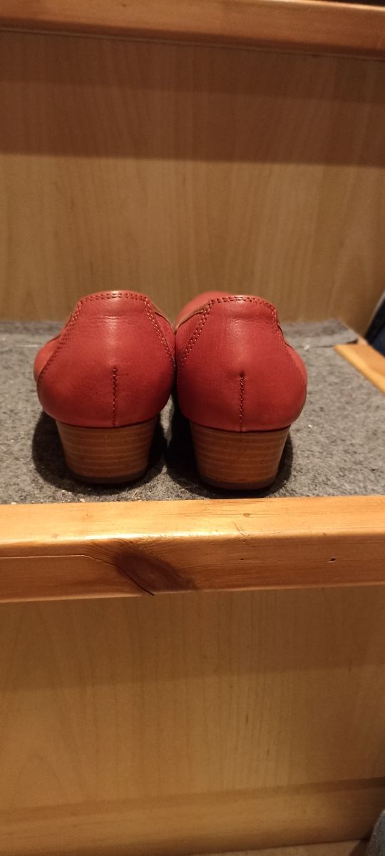 Ballerine rosse tg 38 in pelle.Usate pochissimo