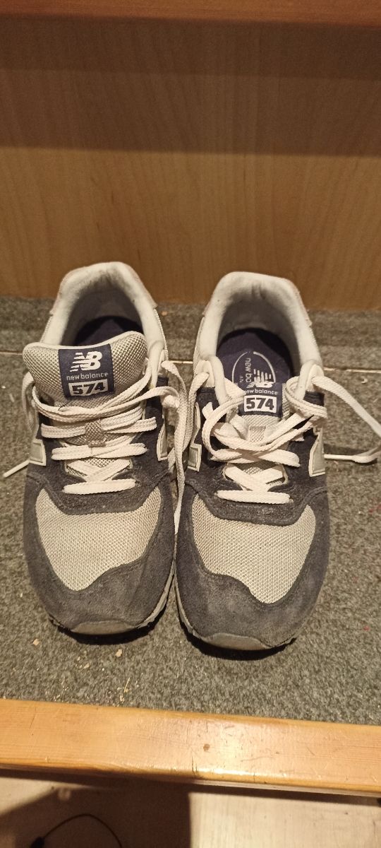 Scarpe NEW BALANCE TG 38 colore blu bianco. Usate