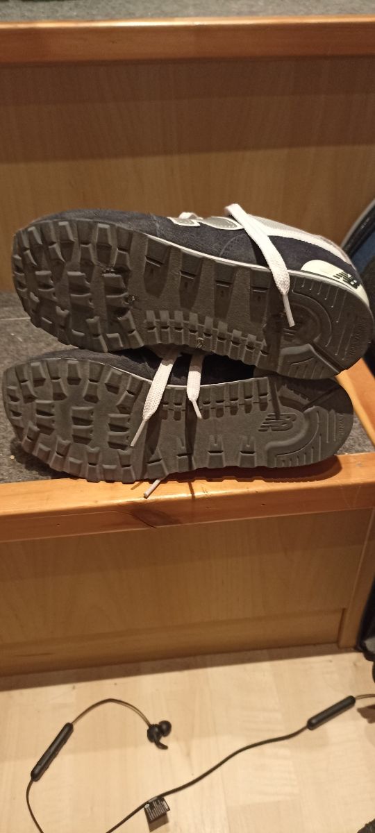 Scarpe NEW BALANCE TG 38 colore blu bianco. Usate