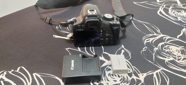 Canon EOS 500D + Objetivo 18-55