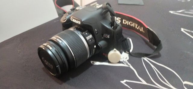 Canon EOS 500D + Objetivo 18-55