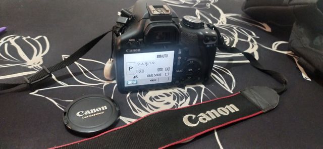 Canon EOS 500D + Objetivo 18-55