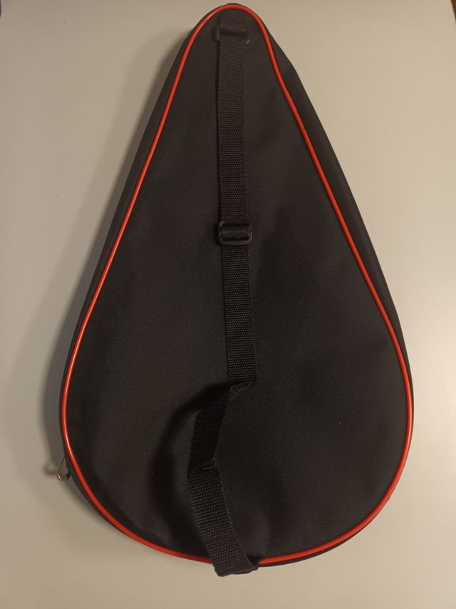 NUEVA. Funda Térmica para Pala de Padel Bullpadel.