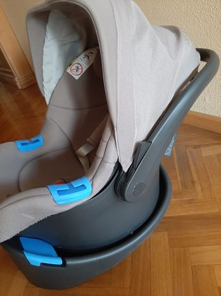 Carrito de bebé trío LOVE Chicco 