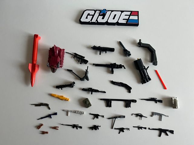 Lote Gijoe armas