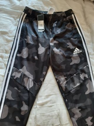 Adidas camuflaje