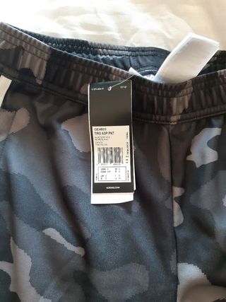 Adidas camuflaje