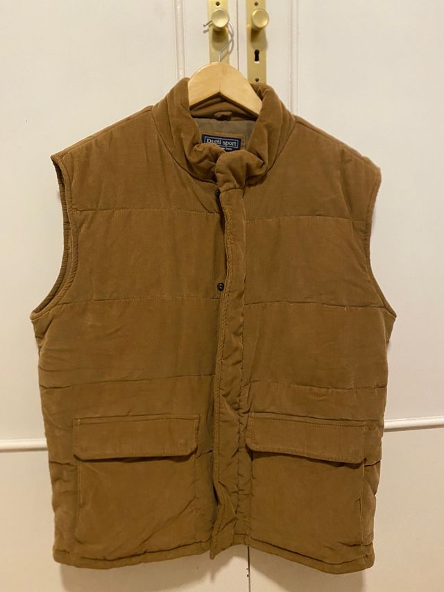 Chaleco Massimo Dutti de pana.