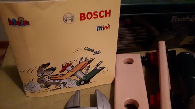 CAJA DE HERRAMIENTAS DE JUGUETE THEO KLEIN