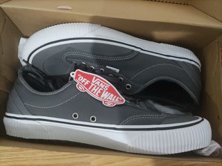 Vans Destruct SF 44 Gris.
