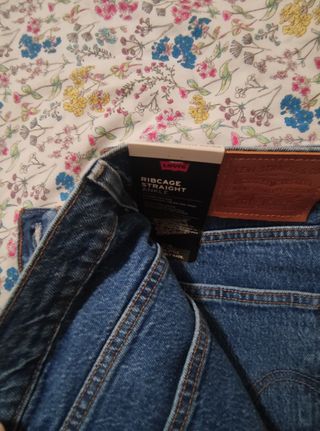 pantalones levis rivbcage straight ankle