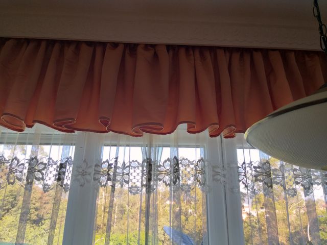 BANDO-FALDONES-VOLANTES DE RASO