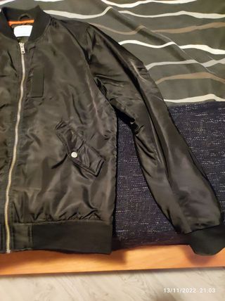 Bomber negra